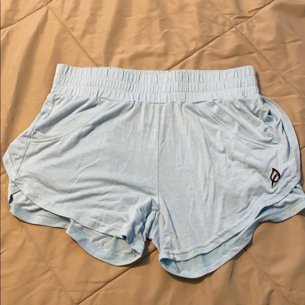 P’TULA Maribel Relaxer Shorts in light blue